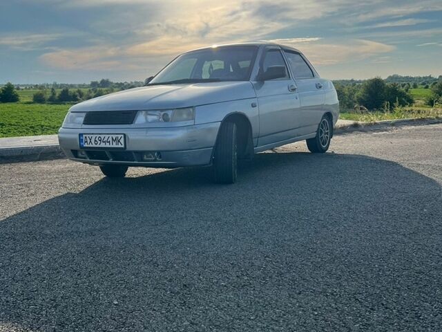 Сірий ВАЗ 2110, об'ємом двигуна 1.6 л та пробігом 140 тис. км за 1900 $, фото 1 на Automoto.ua