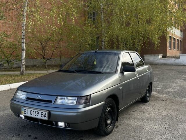 Серый ВАЗ 2110, объемом двигателя 1.6 л и пробегом 214 тыс. км за 2599 $, фото 1 на Automoto.ua