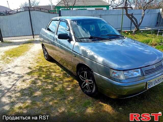 Серый ВАЗ 2110, объемом двигателя 1.6 л и пробегом 256 тыс. км за 2500 $, фото 1 на Automoto.ua