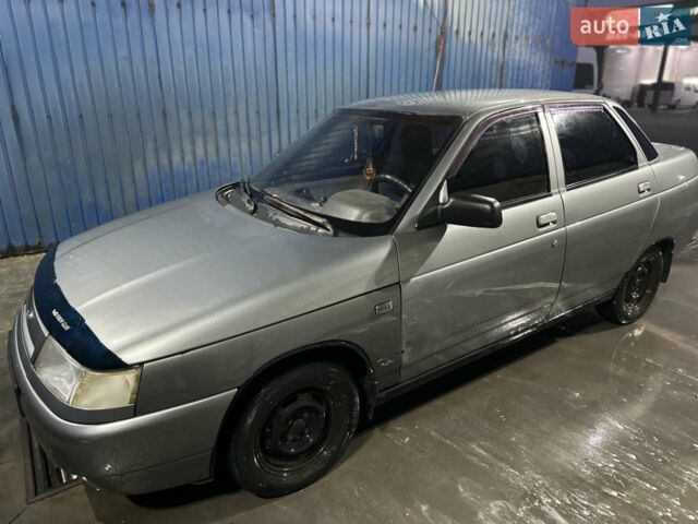 Серый ВАЗ 2110, объемом двигателя 1.6 л и пробегом 172 тыс. км за 1500 $, фото 1 на Automoto.ua