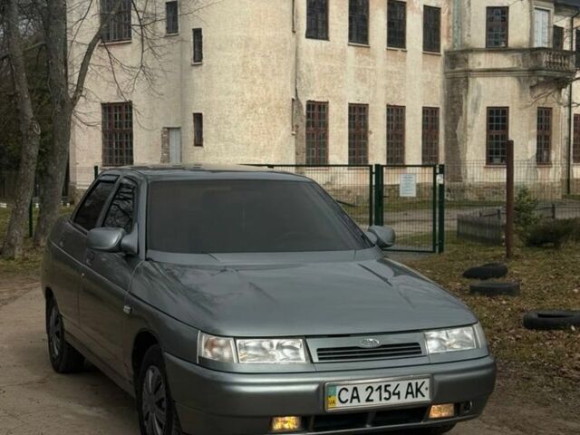 Серый ВАЗ 2110, объемом двигателя 1.6 л и пробегом 160 тыс. км за 2200 $, фото 1 на Automoto.ua