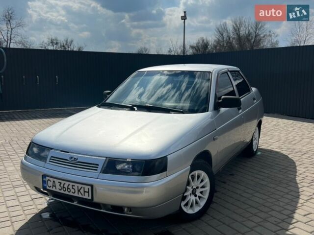 Сірий ВАЗ 2110, об'ємом двигуна 1.6 л та пробігом 228 тис. км за 2950 $, фото 1 на Automoto.ua