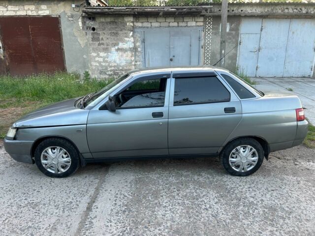 Сірий ВАЗ 2110, об'ємом двигуна 1.6 л та пробігом 238 тис. км за 1900 $, фото 1 на Automoto.ua