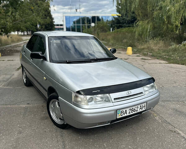Серый ВАЗ 2110, объемом двигателя 1.6 л и пробегом 174 тыс. км за 2100 $, фото 1 на Automoto.ua