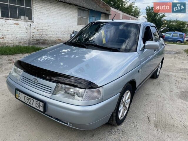 Серый ВАЗ 2110, объемом двигателя 1.6 л и пробегом 213 тыс. км за 3500 $, фото 1 на Automoto.ua