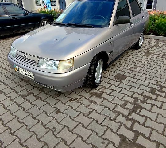 Серый ВАЗ 2110, объемом двигателя 1.6 л и пробегом 103 тыс. км за 1500 $, фото 1 на Automoto.ua