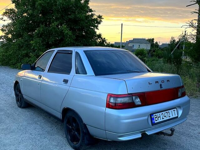 Серый ВАЗ 2110, объемом двигателя 1.6 л и пробегом 260 тыс. км за 2100 $, фото 1 на Automoto.ua