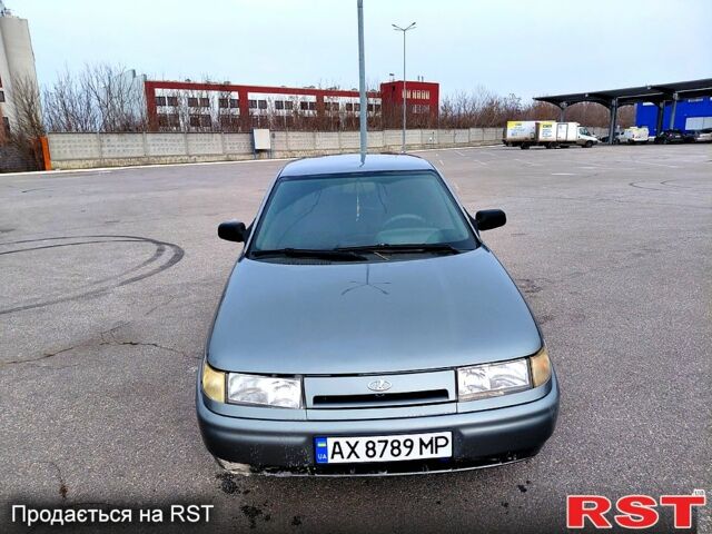 Серый ВАЗ 2110, объемом двигателя 1.6 л и пробегом 228 тыс. км за 1900 $, фото 1 на Automoto.ua