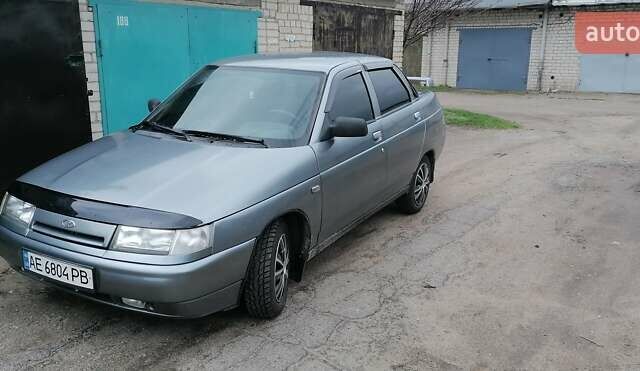 Серый ВАЗ 2110, объемом двигателя 1.6 л и пробегом 252 тыс. км за 3000 $, фото 1 на Automoto.ua