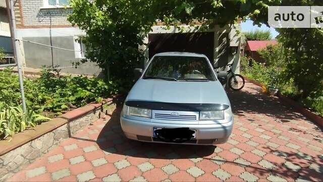 Серый ВАЗ 2110, объемом двигателя 1.6 л и пробегом 174 тыс. км за 3000 $, фото 1 на Automoto.ua