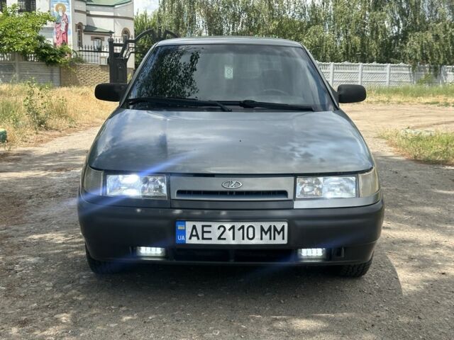 Серый ВАЗ 2110, объемом двигателя 1.6 л и пробегом 181 тыс. км за 1800 $, фото 1 на Automoto.ua