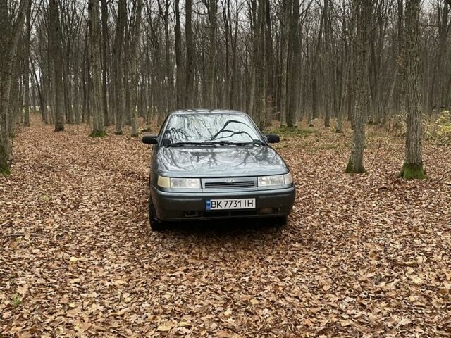 Серый ВАЗ 2110, объемом двигателя 1.6 л и пробегом 180 тыс. км за 1650 $, фото 1 на Automoto.ua