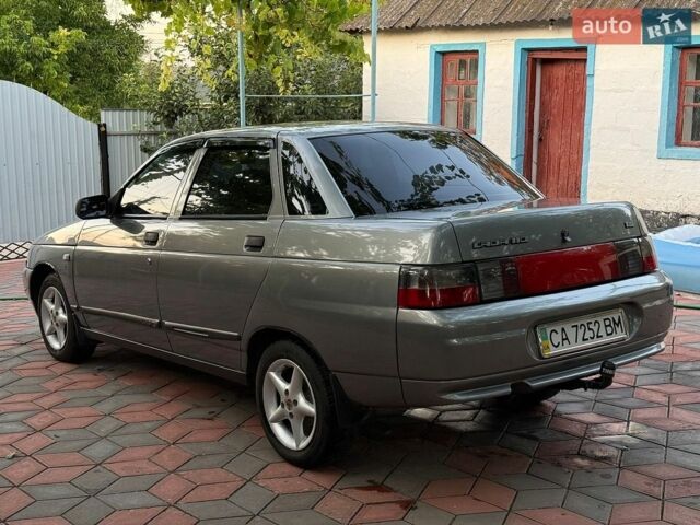Серый ВАЗ 2110, объемом двигателя 1.6 л и пробегом 140 тыс. км за 2999 $, фото 1 на Automoto.ua