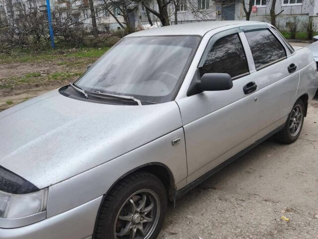Серый ВАЗ 2110, объемом двигателя 1.6 л и пробегом 182 тыс. км за 2300 $, фото 1 на Automoto.ua