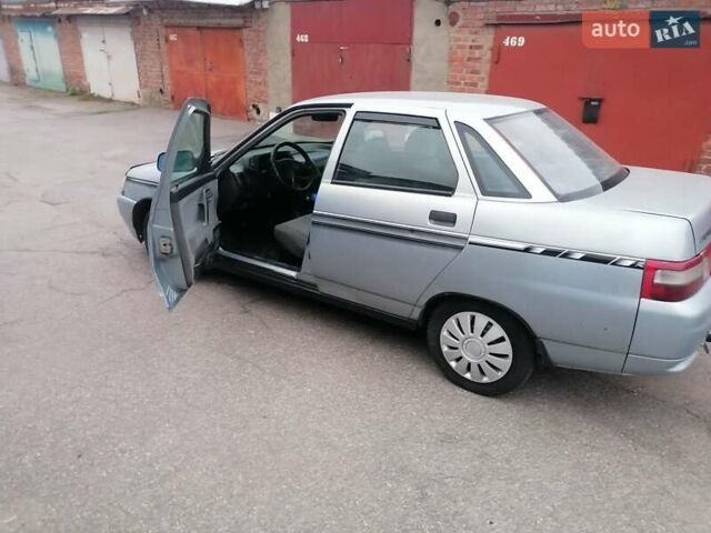 Сірий ВАЗ 2110, об'ємом двигуна 1.6 л та пробігом 235 тис. км за 1500 $, фото 1 на Automoto.ua