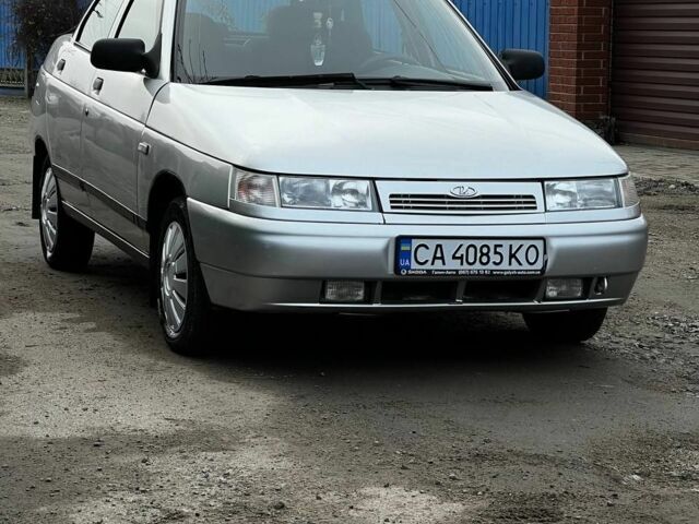 Серый ВАЗ 2110, объемом двигателя 1.6 л и пробегом 102 тыс. км за 2850 $, фото 1 на Automoto.ua