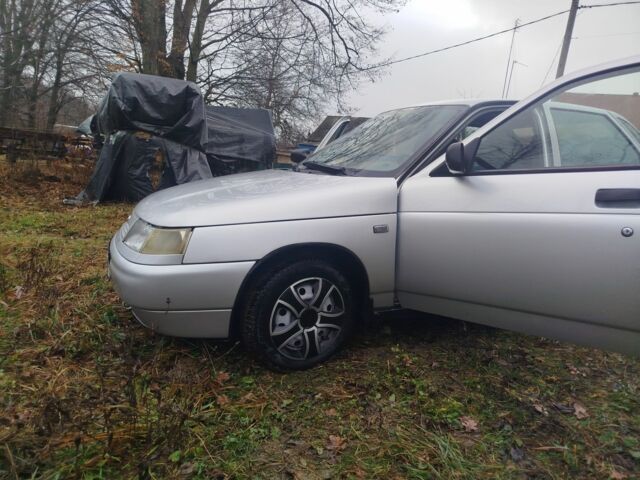 Серый ВАЗ 2110, объемом двигателя 1.6 л и пробегом 198 тыс. км за 2100 $, фото 1 на Automoto.ua