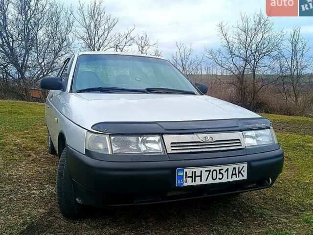 Серый ВАЗ 2110, объемом двигателя 1.6 л и пробегом 250 тыс. км за 1850 $, фото 1 на Automoto.ua