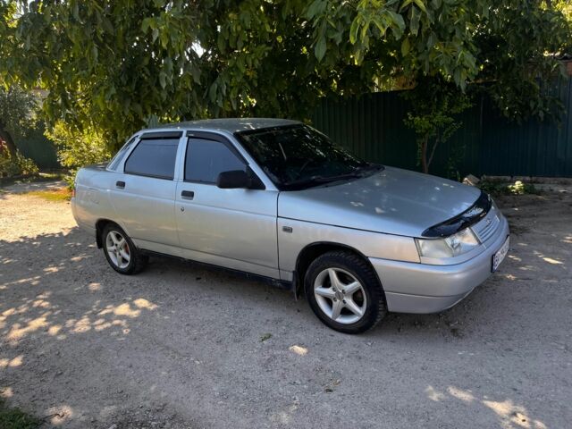 Сірий ВАЗ 2110, об'ємом двигуна 1.6 л та пробігом 250 тис. км за 1551 $, фото 1 на Automoto.ua