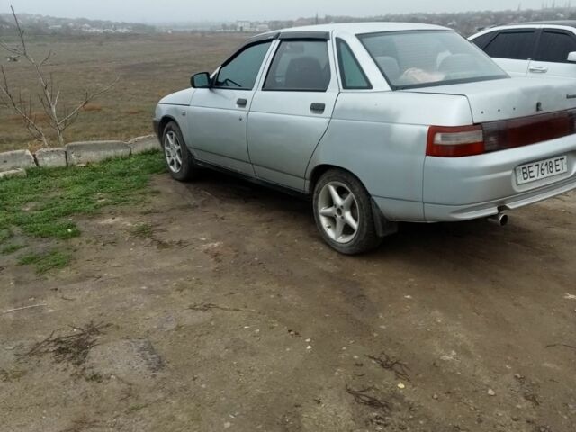 Серый ВАЗ 2110, объемом двигателя 1.6 л и пробегом 183 тыс. км за 1550 $, фото 1 на Automoto.ua