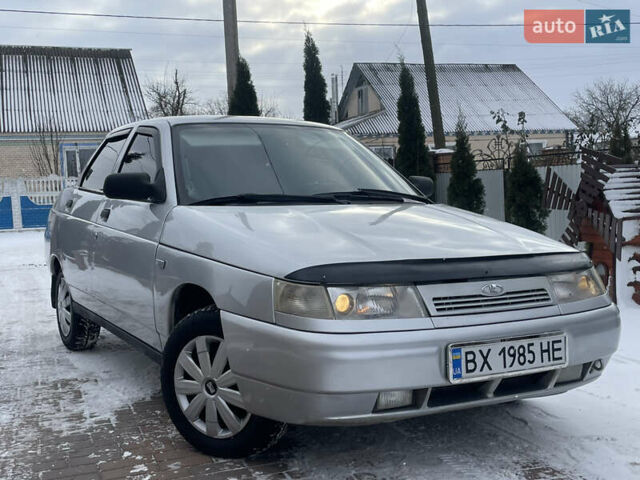 Серый ВАЗ 2110, объемом двигателя 1.6 л и пробегом 206 тыс. км за 2200 $, фото 1 на Automoto.ua