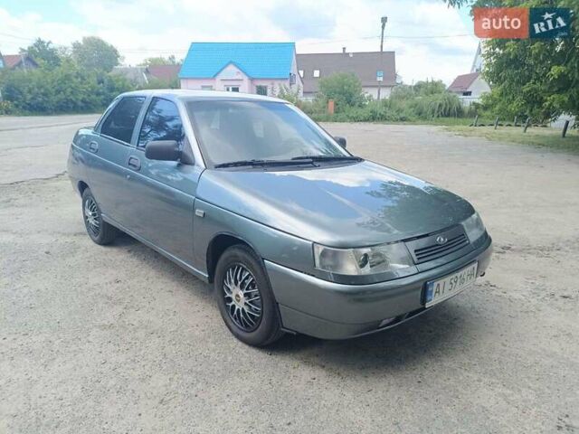 Серый ВАЗ 2110, объемом двигателя 1.6 л и пробегом 208 тыс. км за 3300 $, фото 1 на Automoto.ua