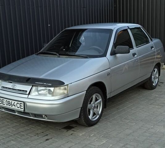 Серый ВАЗ 2110, объемом двигателя 1.6 л и пробегом 1 тыс. км за 2500 $, фото 1 на Automoto.ua