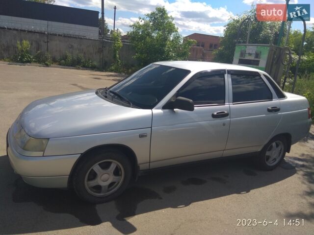 Сірий ВАЗ 2110, об'ємом двигуна 1.6 л та пробігом 107 тис. км за 3200 $, фото 1 на Automoto.ua