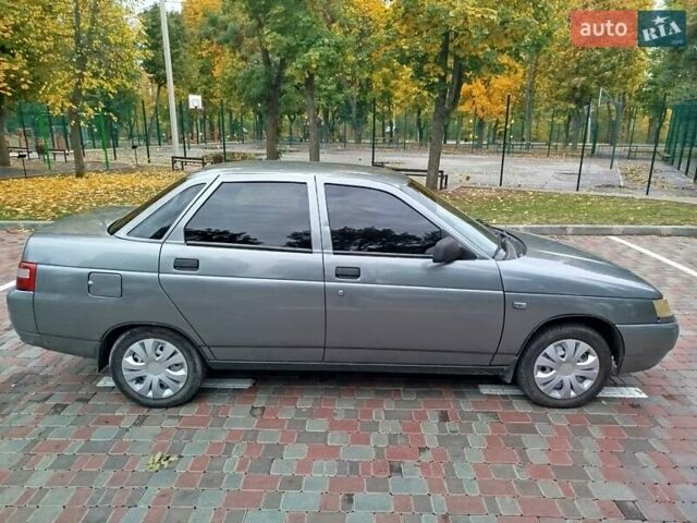 Сірий ВАЗ 2110, об'ємом двигуна 1.6 л та пробігом 139 тис. км за 3200 $, фото 1 на Automoto.ua