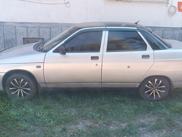 Сірий ВАЗ 2110, об'ємом двигуна 1.6 л та пробігом 227 тис. км за 2000 $, фото 1 на Automoto.ua