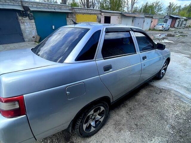 Серый ВАЗ 2110, объемом двигателя 1.6 л и пробегом 180 тыс. км за 2200 $, фото 1 на Automoto.ua