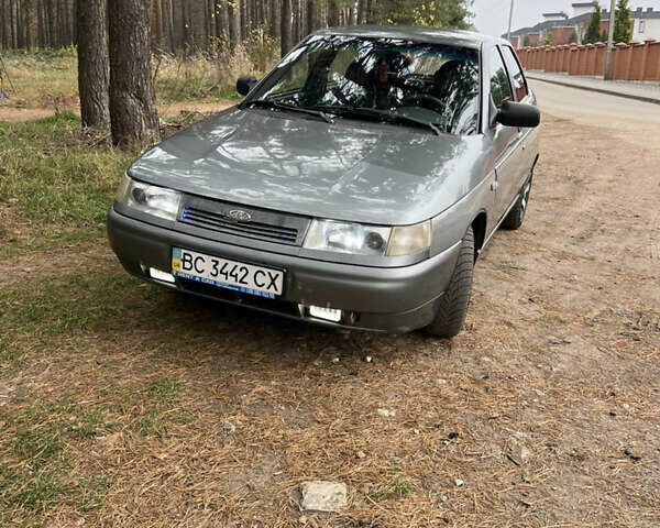 Серый ВАЗ 2110, объемом двигателя 1.6 л и пробегом 258 тыс. км за 1500 $, фото 1 на Automoto.ua