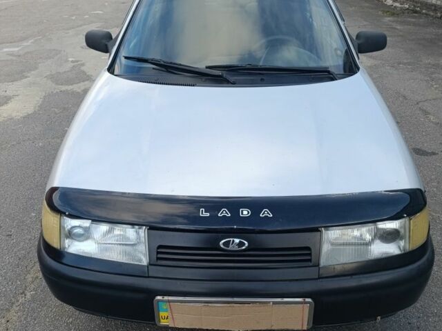 Серый ВАЗ 2110, объемом двигателя 1 л и пробегом 490 тыс. км за 1550 $, фото 1 на Automoto.ua