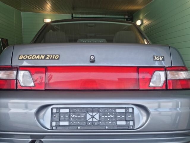 Серый ВАЗ 2110, объемом двигателя 0 л и пробегом 65 тыс. км за 4300 $, фото 1 на Automoto.ua