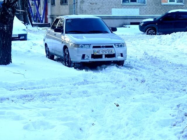 Сірий ВАЗ 2110, об'ємом двигуна 1.6 л та пробігом 200 тис. км за 2300 $, фото 1 на Automoto.ua