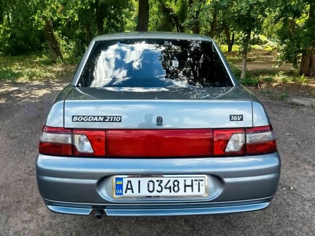 Серый ВАЗ 2110, объемом двигателя 1.6 л и пробегом 98 тыс. км за 2957 $, фото 1 на Automoto.ua