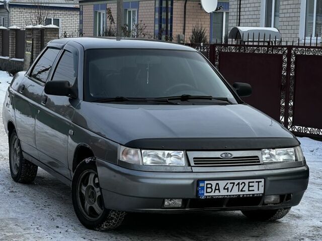 Серый ВАЗ 2110, объемом двигателя 1.6 л и пробегом 180 тыс. км за 2800 $, фото 1 на Automoto.ua