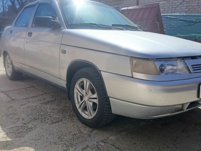 Серый ВАЗ 2110, объемом двигателя 1.6 л и пробегом 87 тыс. км за 3199 $, фото 1 на Automoto.ua