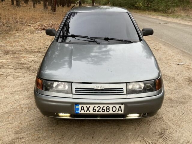 Серый ВАЗ 2110, объемом двигателя 1.6 л и пробегом 195 тыс. км за 3000 $, фото 1 на Automoto.ua