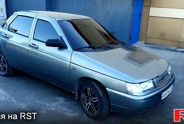Серый ВАЗ 2110, объемом двигателя 1.6 л и пробегом 158 тыс. км за 3200 $, фото 1 на Automoto.ua