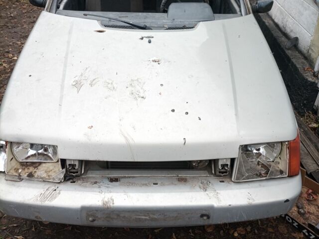 Серый ВАЗ 2110, объемом двигателя 1.2 л и пробегом 10 тыс. км за 142 $, фото 1 на Automoto.ua