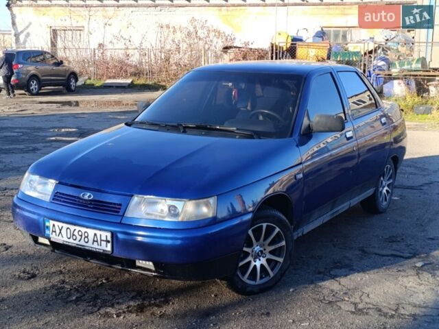 Синий ВАЗ 2110, объемом двигателя 1.5 л и пробегом 242 тыс. км за 1500 $, фото 1 на Automoto.ua