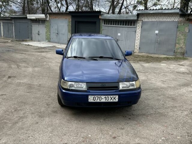 Синий ВАЗ 2110, объемом двигателя 1.6 л и пробегом 250 тыс. км за 1000 $, фото 1 на Automoto.ua