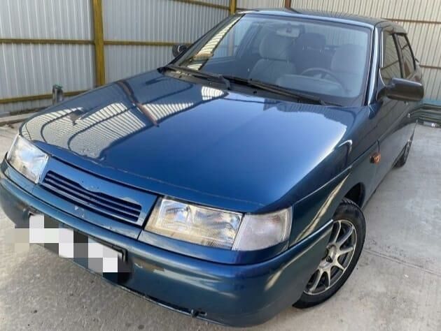 Синий ВАЗ 2110, объемом двигателя 1.5 л и пробегом 180 тыс. км за 1250 $, фото 1 на Automoto.ua