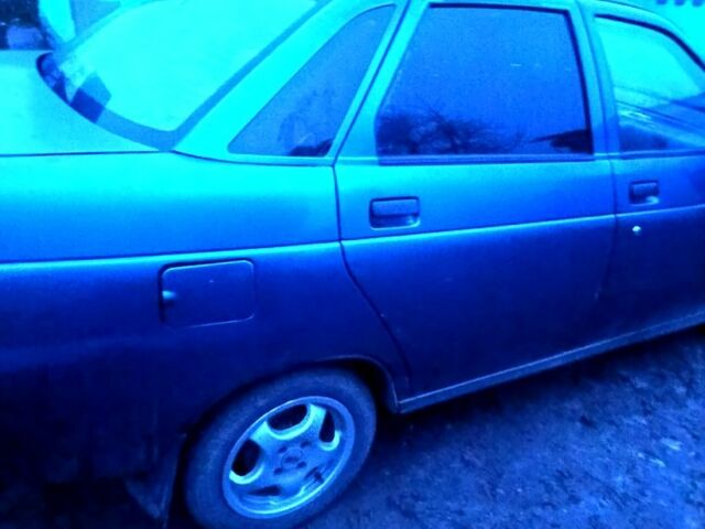 Синий ВАЗ 2110, объемом двигателя 1.6 л и пробегом 300 тыс. км за 1100 $, фото 1 на Automoto.ua