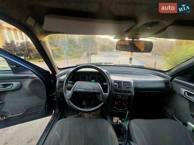 Синий ВАЗ 2110, объемом двигателя 1.6 л и пробегом 714 тыс. км за 2300 $, фото 1 на Automoto.ua
