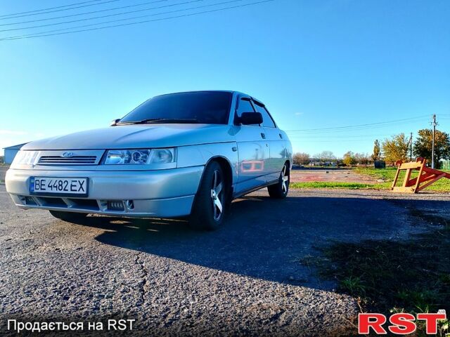 Синий ВАЗ 2110, объемом двигателя 1.6 л и пробегом 228 тыс. км за 3500 $, фото 1 на Automoto.ua