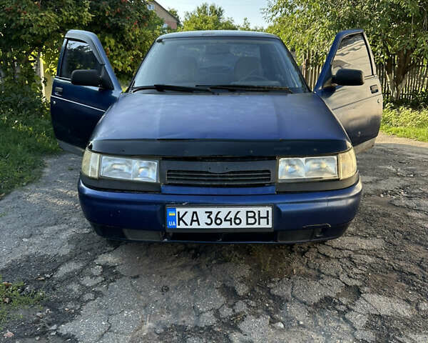 Синий ВАЗ 2110, объемом двигателя 1.6 л и пробегом 238 тыс. км за 1500 $, фото 1 на Automoto.ua