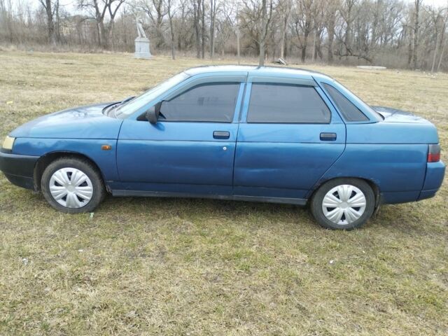 Синий ВАЗ 2110, объемом двигателя 1.6 л и пробегом 260 тыс. км за 1100 $, фото 1 на Automoto.ua