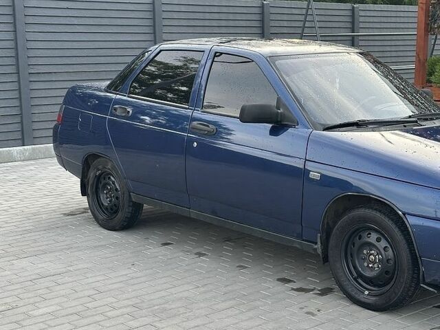 Синий ВАЗ 2110, объемом двигателя 1.6 л и пробегом 140 тыс. км за 1569 $, фото 1 на Automoto.ua